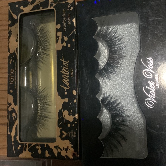 Eye lashes - Picture 3 of 3